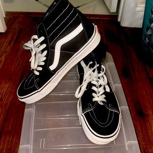 Black high top vans